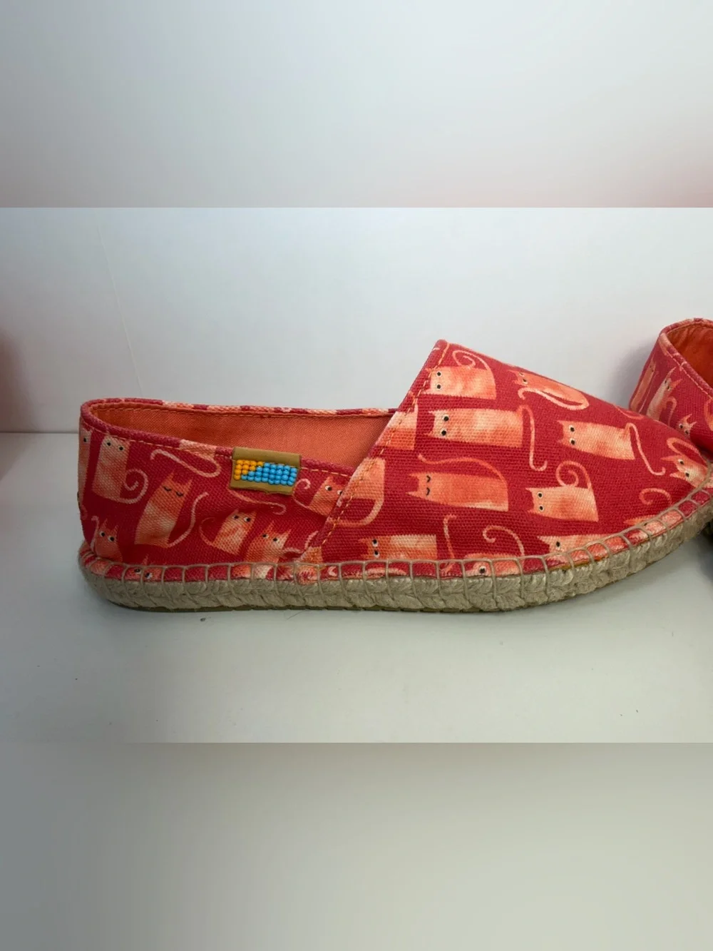 Ubutu Slip-On Espadrille Flats - Coral Pink with Cat Pattern